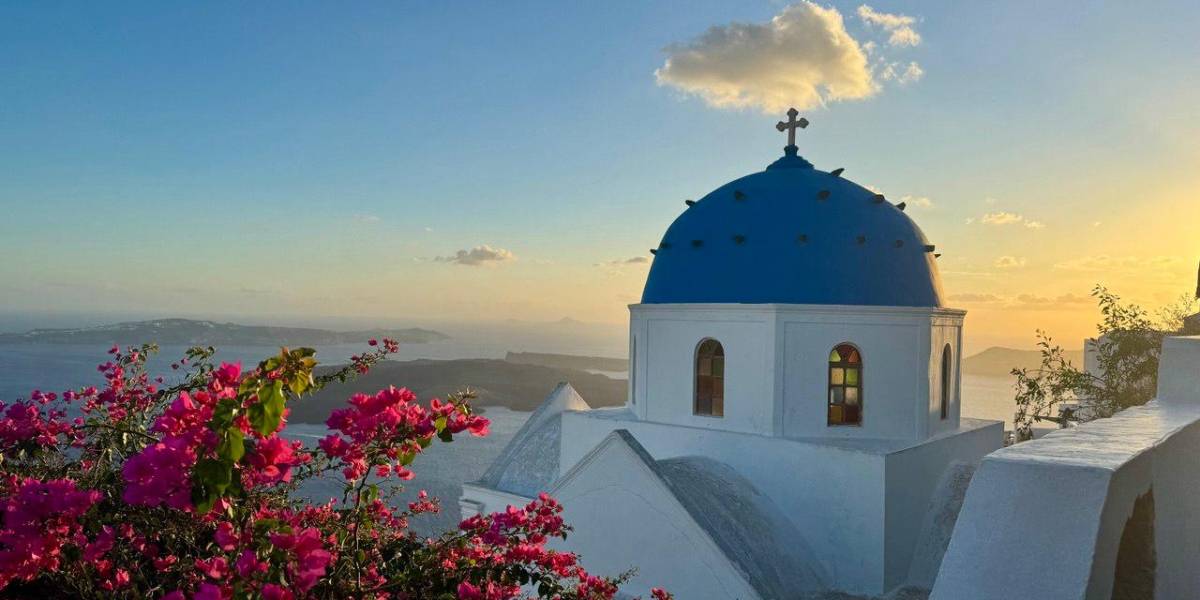 Отдых на Санторини осенью: маршрут по самым красивым городам